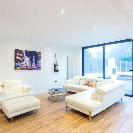 Zen Lux Chester Road Apartment